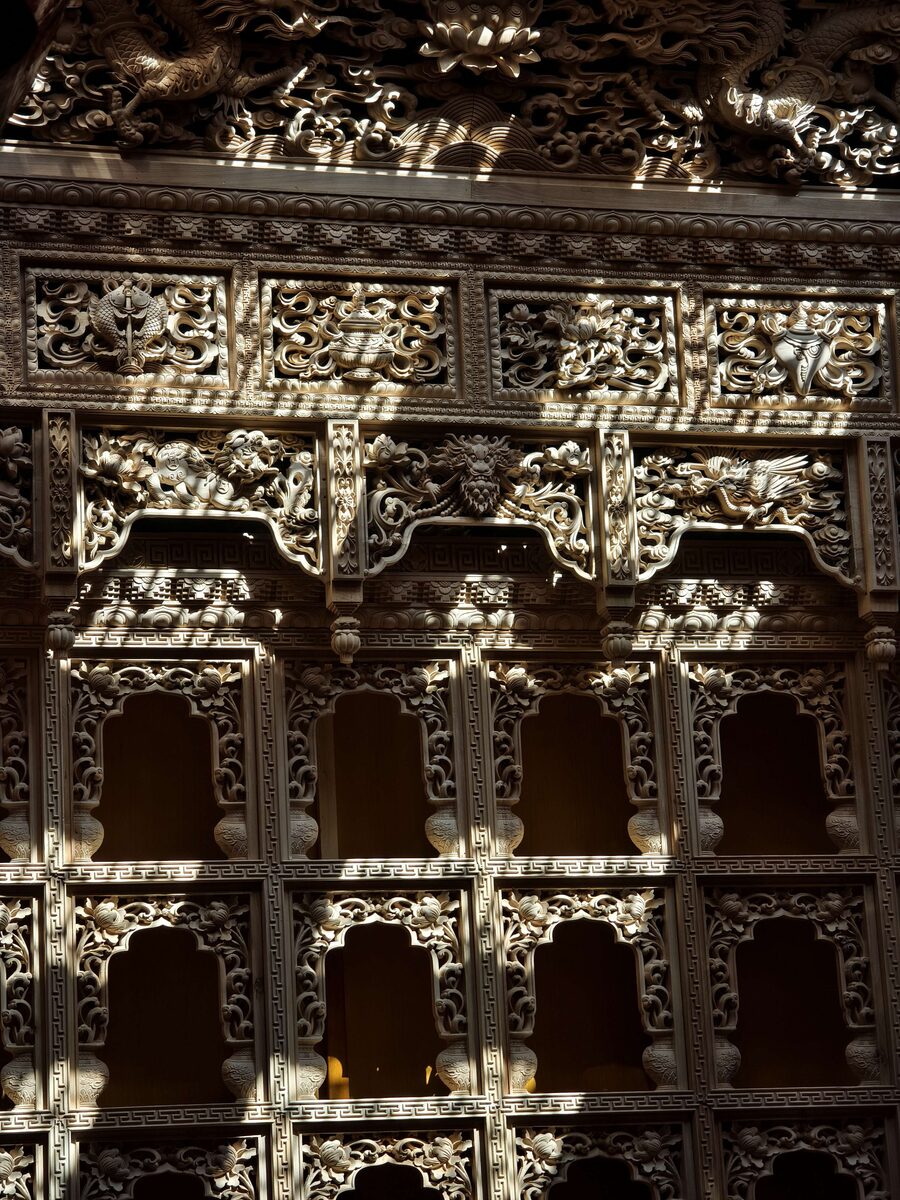 松赞林寺金顶全景